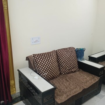 Bedroom in 1 BHK Builder Floor at Ashok Nagar – for Rent
