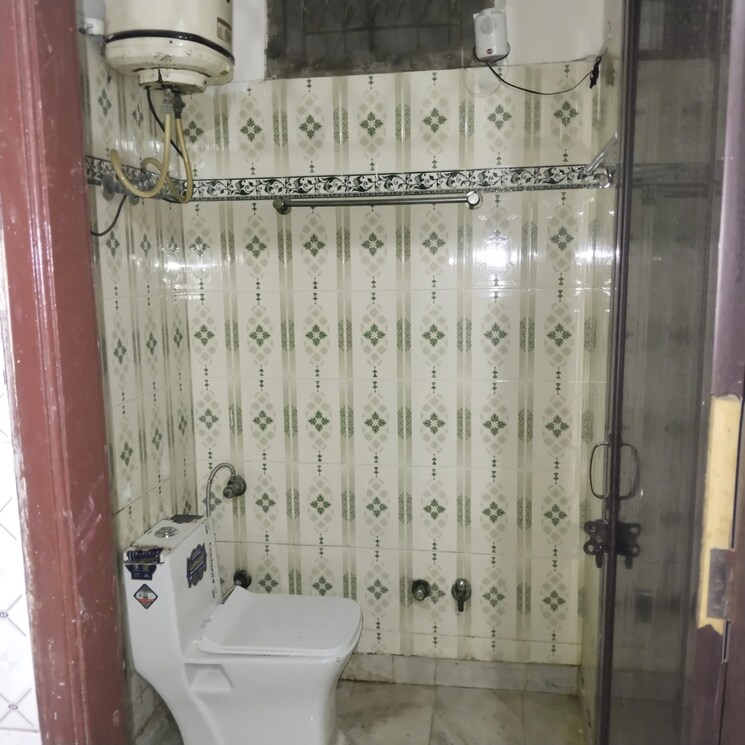 Bathroom, ashok nagar 1 Bedroom 550 Sq.Ft. Builder Floor In Ashok Nagar Delhi 9053881