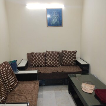 Bedroom in 1 BHK Builder Floor at Ashok Nagar – for Rent