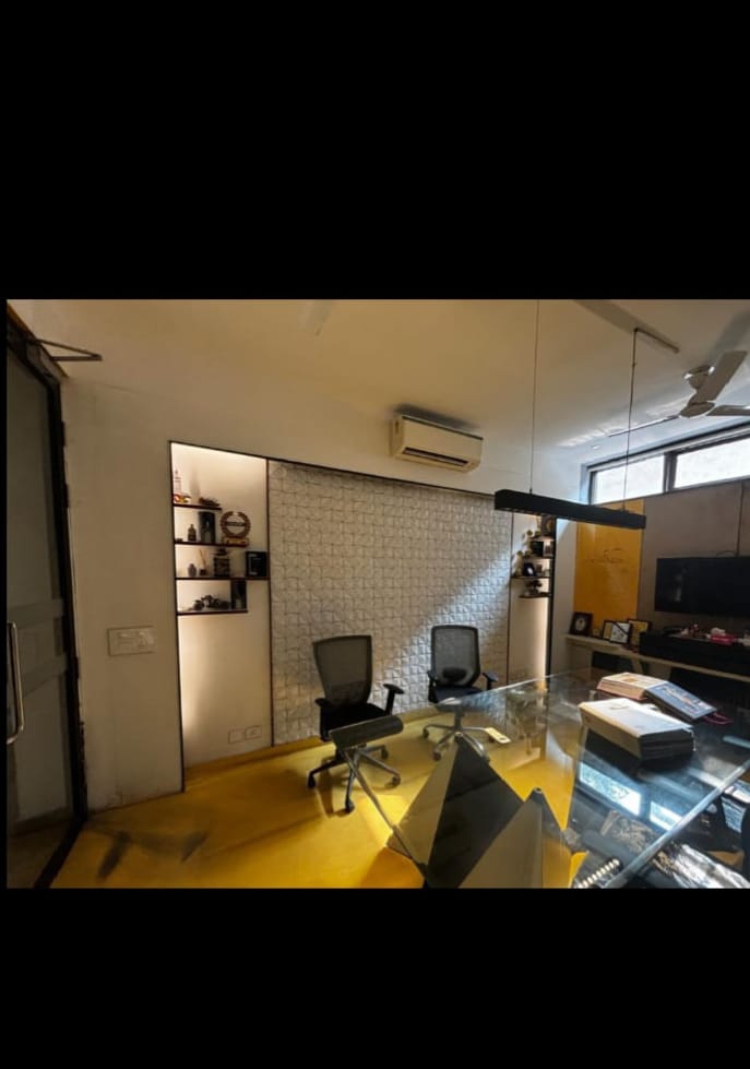 Office Space For Rent in Defence Colony