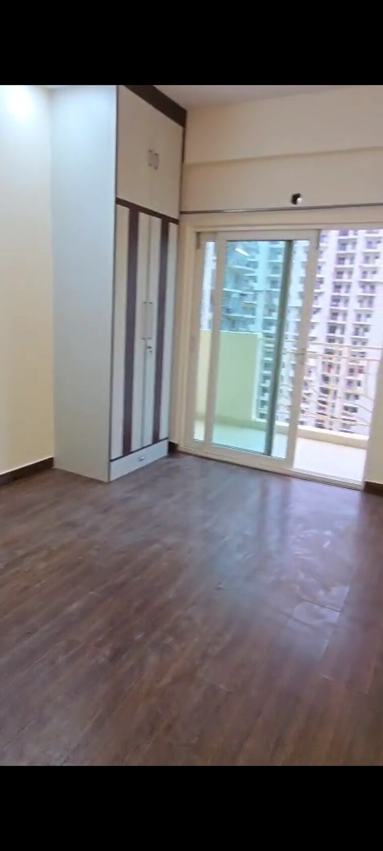 Room, mahagun-moderne 2.5 Bedroom 1250 Sq.Ft. Apartment In Sector 78 Noida 9053892