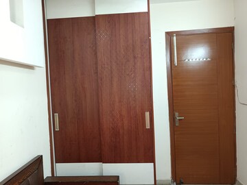 Furnished Amenities in 2 BHK Builder Floor at Tagore Garden – for Rent