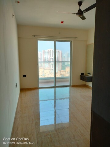 Room in 3 BHK Apartment at VTP Leonara, Mahalunge – for Rent