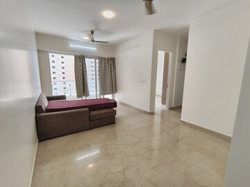 2 BHK Apartment For Rent in LnT Realty Crescent Bay, Parel