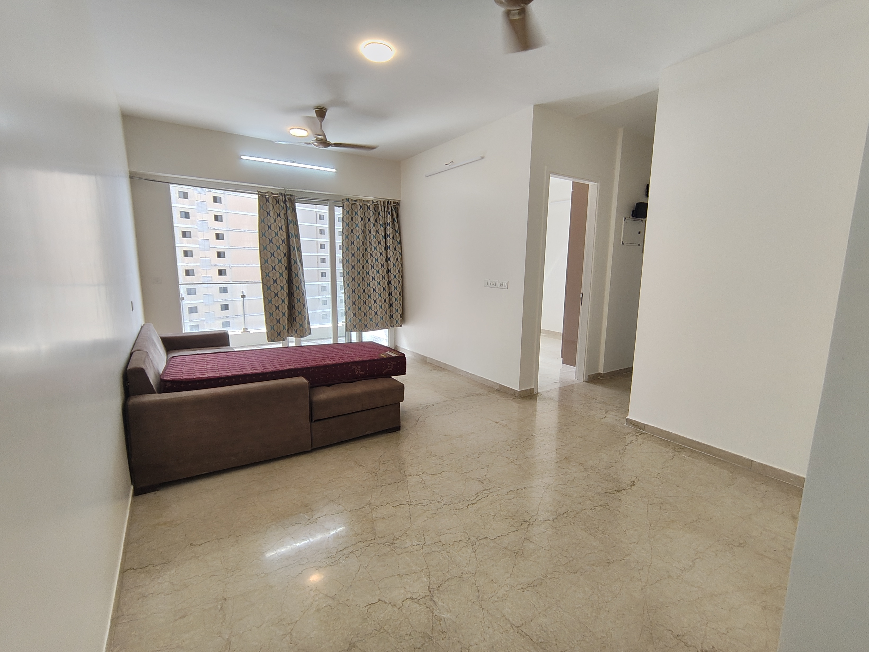 2 BHK Apartment For Rent in LnT Realty Crescent Bay