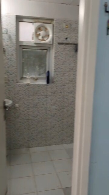 Room in 3 BHK Apartment at Parklands, Sector 85 – for Rent