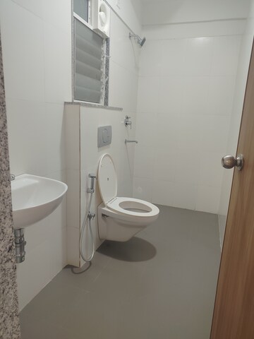 2 BHK Apartment For Rent in Godrej City, Poyanje