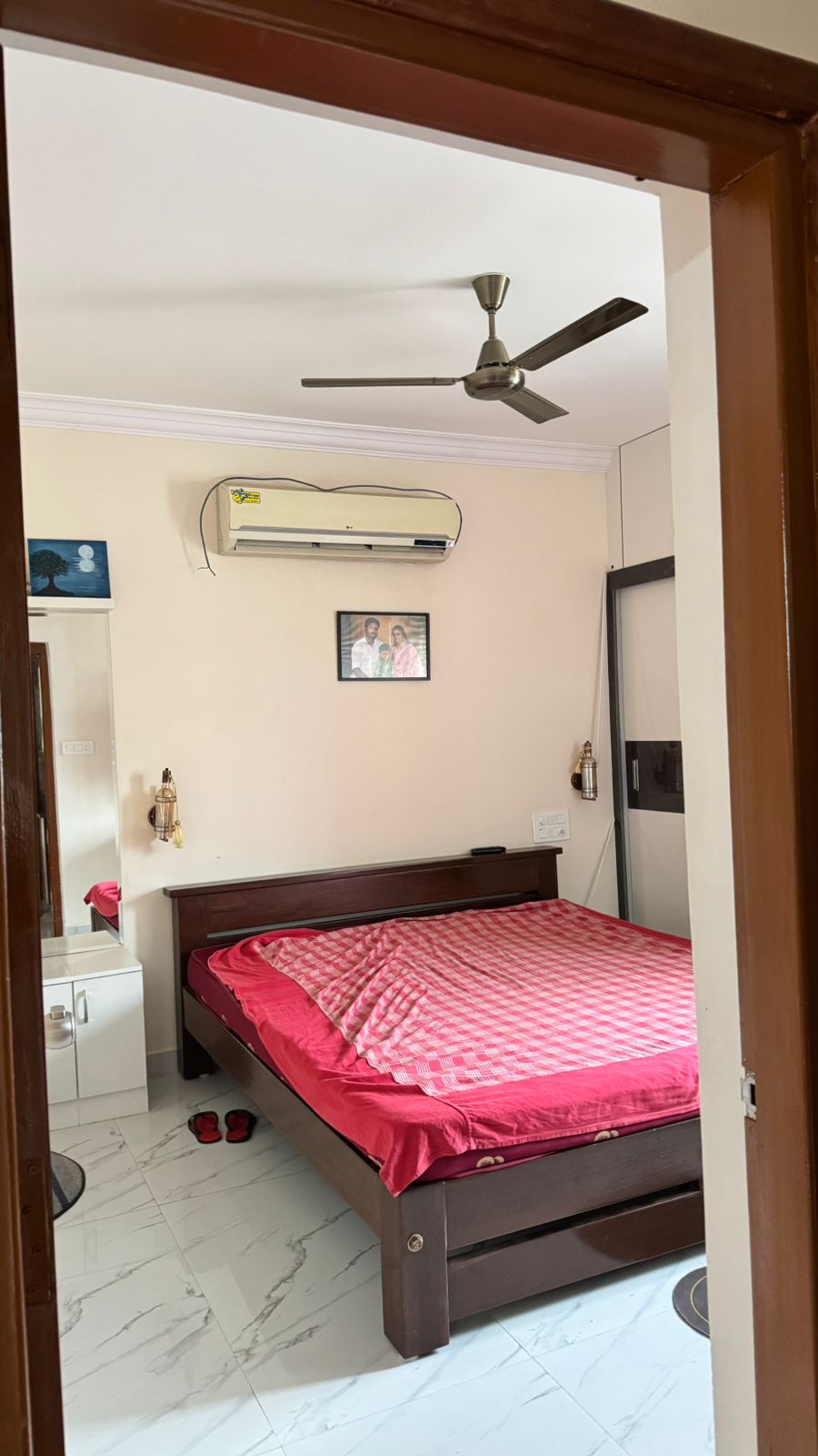 3 BHK + Pooja Room Apartment For Rent in Mathapathi Regency