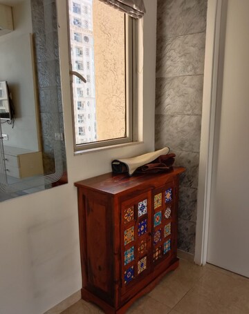 Furnished Amenities in 3 BHK Apartment at Hiranandani Skylark Enclave, Ghodbunder Road – for Rent