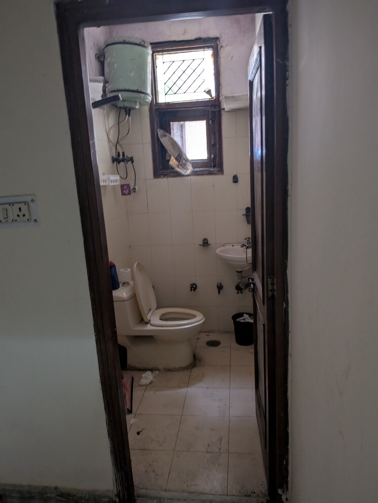 Master Bedroom, nirman vihar 2.5 Bedroom 100 Sq.Ft. Builder Floor In Nirman Vihar Delhi 9054031