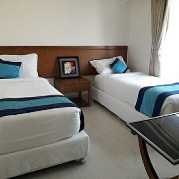 2 BHK Apartment For Rent in Meghana Apartment, Lower Parel