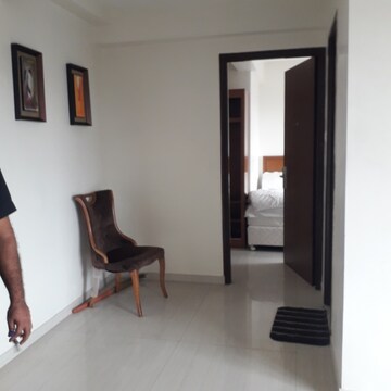 Room in 2 BHK Apartment at Meghana Apartment, Lower Parel – for Rent