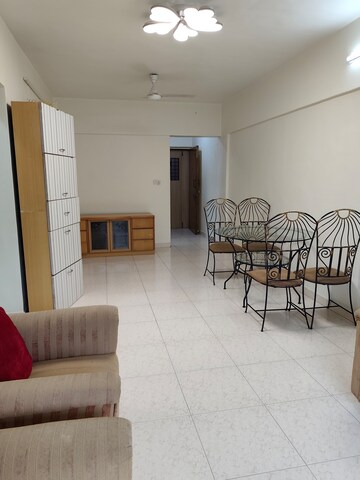 Living Room in 2 BHK Apartment at Deep Apartment Andheri, Andheri West – for Rent