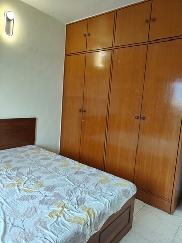 Furnished Amenities in 2 BHK Apartment at Deep Apartment Andheri, Andheri West – for Rent