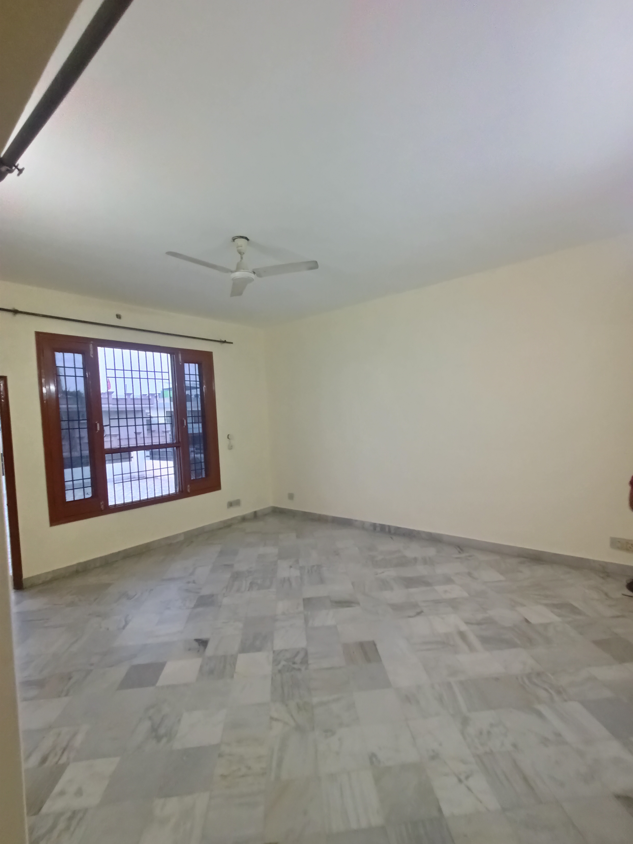 2 BHK Independent House For Rent in Sector 4