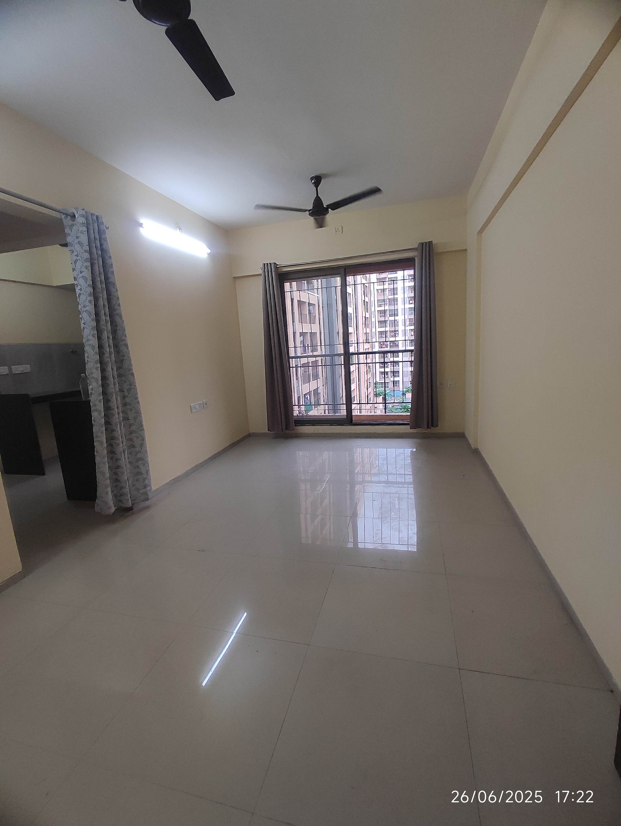 1 BHK + Pooja Room 430 Sq.Ft. Apartment in Rustomjee Avenue L WING A B C D