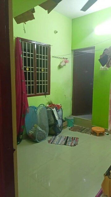 Bedroom in 2 BHK Apartment at Beleghata – for Rent
