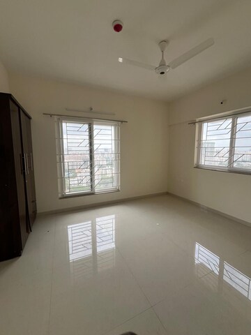 Room in 3 BHK Apartment at Avon Vista, Balewadi – for Rent
