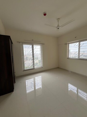 Room in 3 BHK Apartment at Avon Vista, Balewadi – for Rent