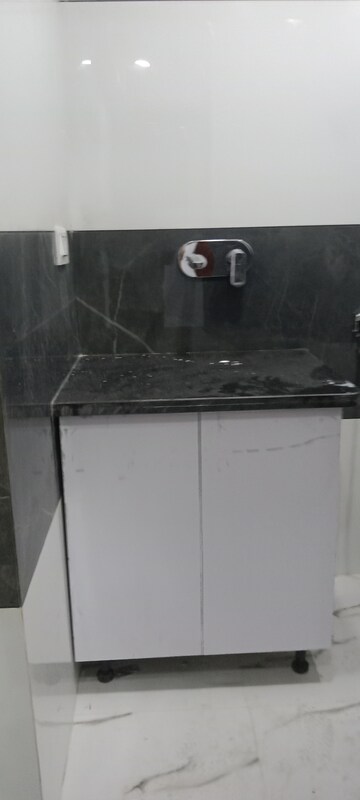 Furnished Amenities in 2 BHK Builder Floor at Saket – for Rent