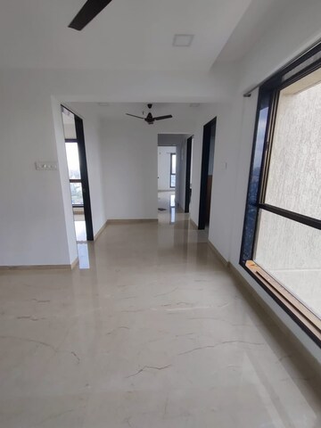 Room in 3 BHK Apartment at Neminath Nemi Bhavan, Goregaon West – for Rent