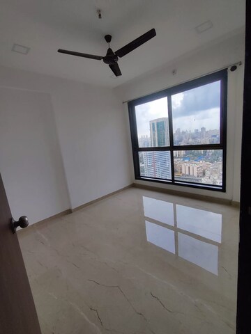 Room in 3 BHK Apartment at Neminath Nemi Bhavan, Goregaon West – for Rent