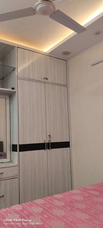 Furnished Amenities in 2 BHK Builder Floor at Govindpuri – for Rent