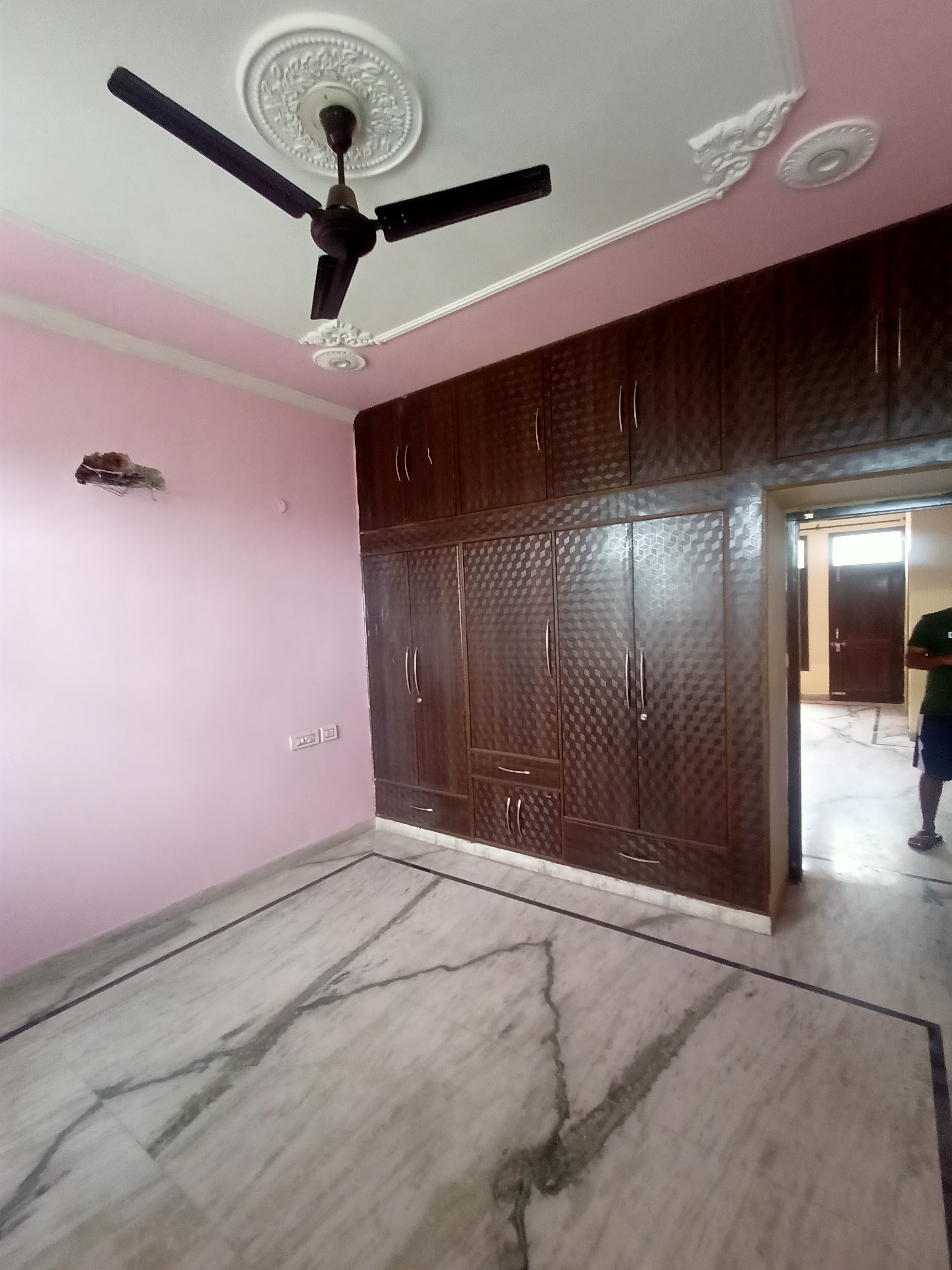 2 BHK Independent House For Rent in Sector 17