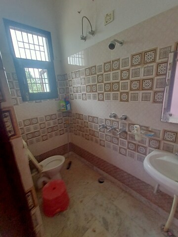 Bathroom in 2 BHK Independent House at Sector 17 – for Rent