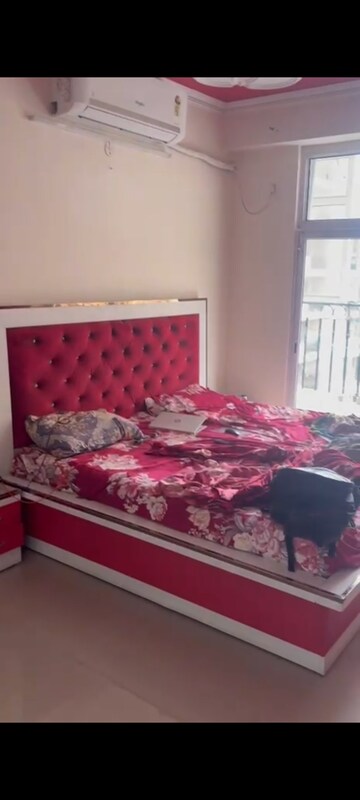 Master Bedroom in 3 BHK Apartment at Nirala Aspire, Sector 16 Greater Noida – for Rent