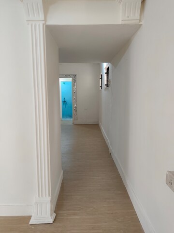 Room in 2 BHK Apartment at Utsav CHS Andheri, Andheri West – for Rent