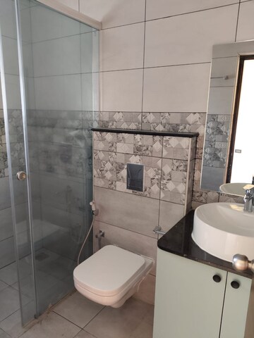 Bathroom in 3.5 BHK Apartment at Keya Springs, Bannerghatta Road – for Rent