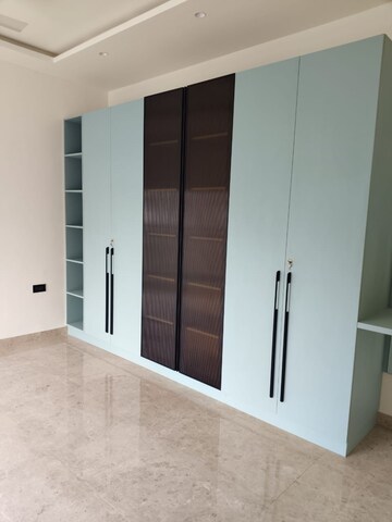Room in 3.5 BHK Apartment at Keya Springs, Bannerghatta Road – for Rent