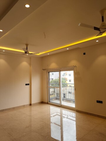 Room in 3.5 BHK Apartment at Keya Springs, Bannerghatta Road – for Rent