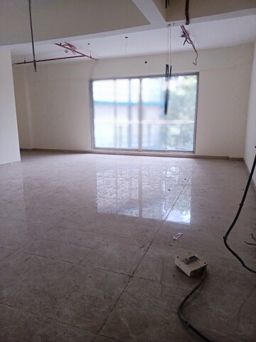Room in 2 BHK Apartment at Raunak Arcade, Naupada – for Sale