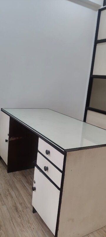 Furnished Amenities in  Office Space at RK Cosmos CHS, Thane West – for Rent