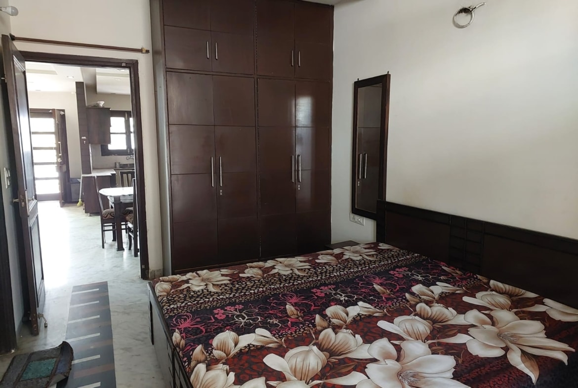 2 BHK Apartment For Rent in Chandigarh Hollywood Heights 1