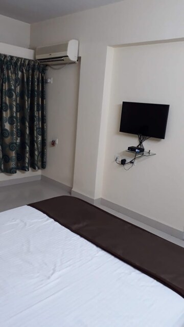 Bathroom in 3 BHK Apartment at Amanora Aspire Towerss, Hadapsar – for Rent