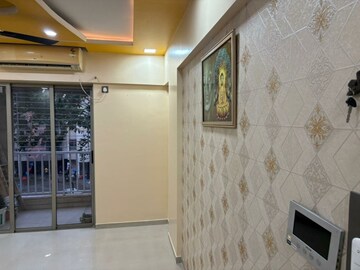 Room in 2 BHK Apartment at Lodha Casa Rio, Dombivli East – for Rent