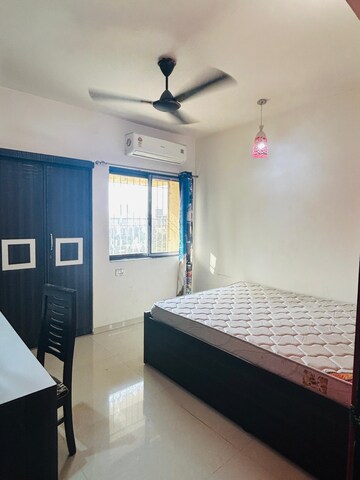 2 BHK Apartment For Rent in Cosmos Jewels, Ghodbunder Road