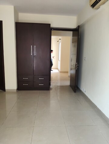 Room in 2 BHK Apartment at Eros Wembley Estate, Sector 50 – for Rent