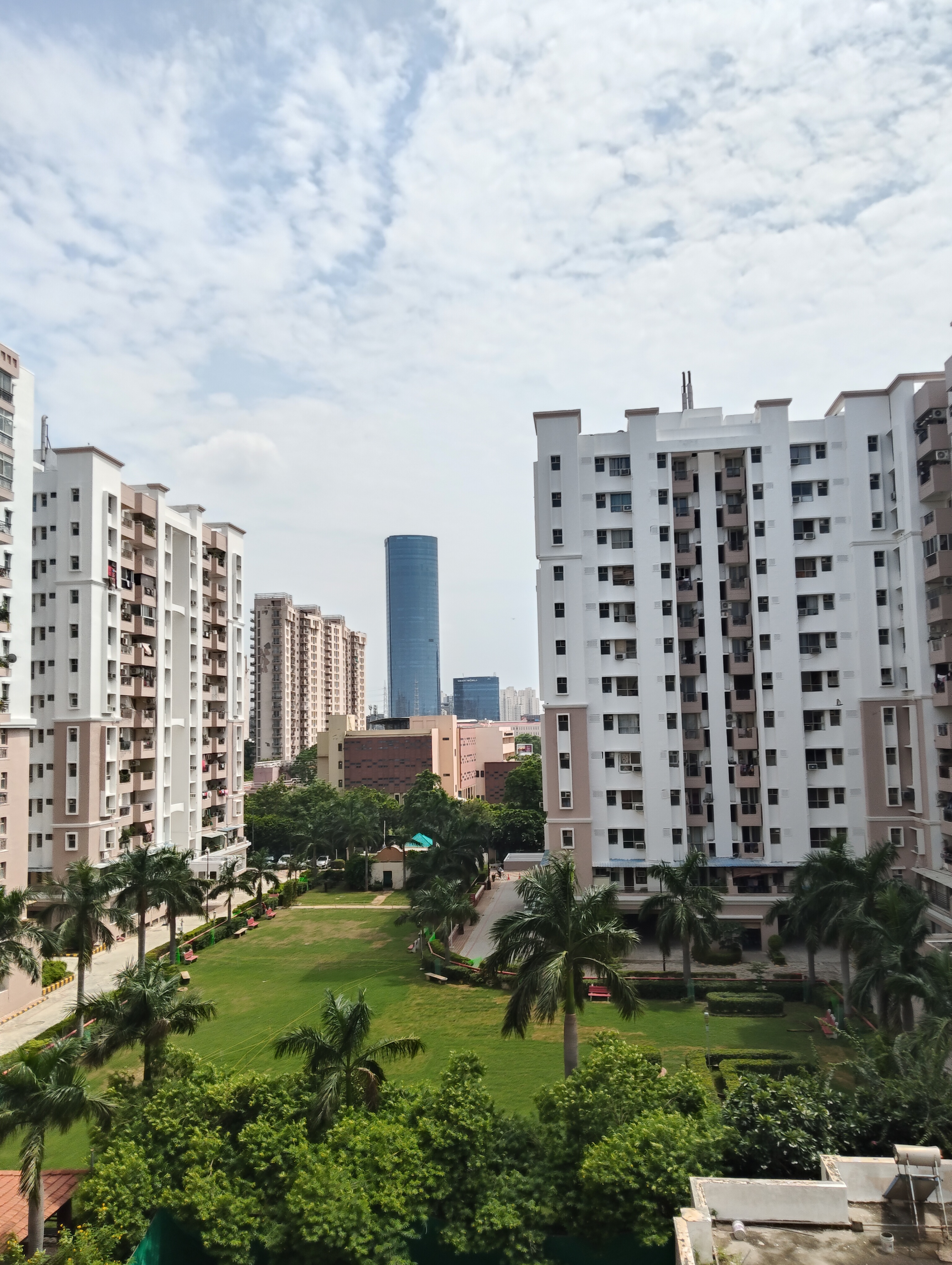 2 BHK Apartment For Rent in Eros Wembley Estate