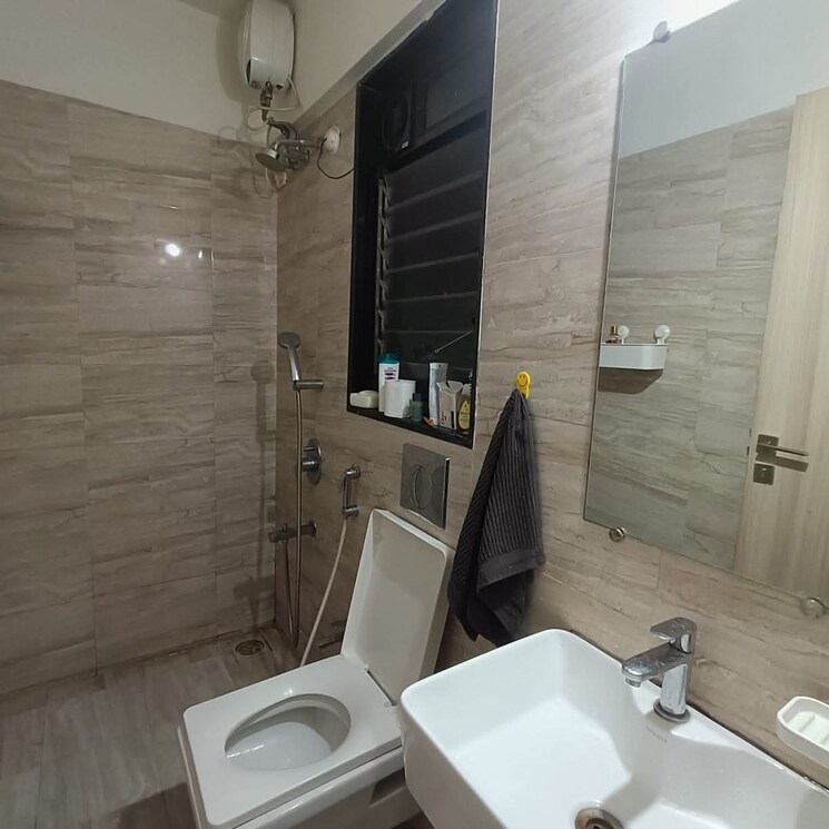Bathroom, andheri west 2 Bedroom 950 Sq.Ft. Apartment In Andheri West Mumbai 9054265