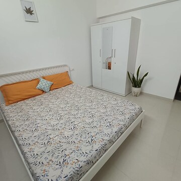 Bedroom in 2 BHK Apartment at Andheri West – for Rent