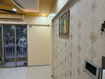 Room in 2 BHK Apartment at Lodha Casa Rio, Dombivli East – for Rent