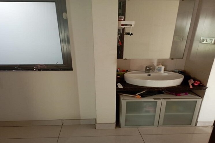 Bathroom, the-wadhwa-the-address 2 Bedroom 894 Sq.Ft. Apartment In Ghatkopar West Mumbai 9054244