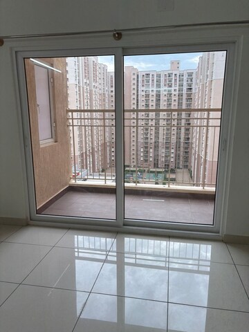 Room in 3 BHK Apartment at Prestige Finsbury Park Regent, Bagaluru – for Rent