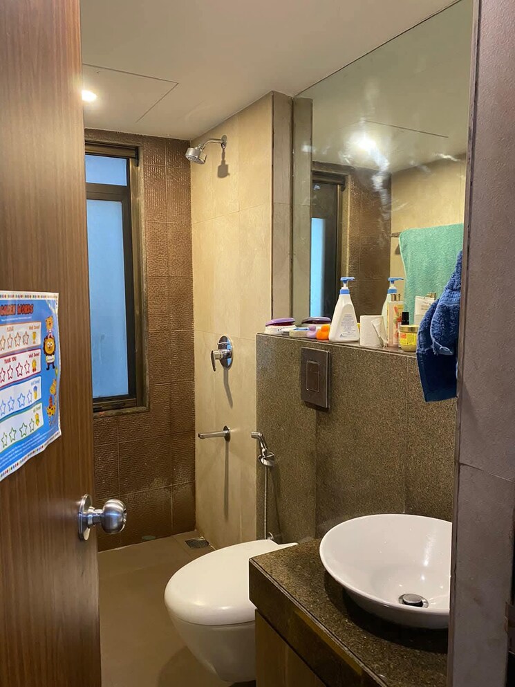 Bathroom, andheri west 2 Bedroom 950 Sq.Ft. Apartment In Andheri West Mumbai 9054300