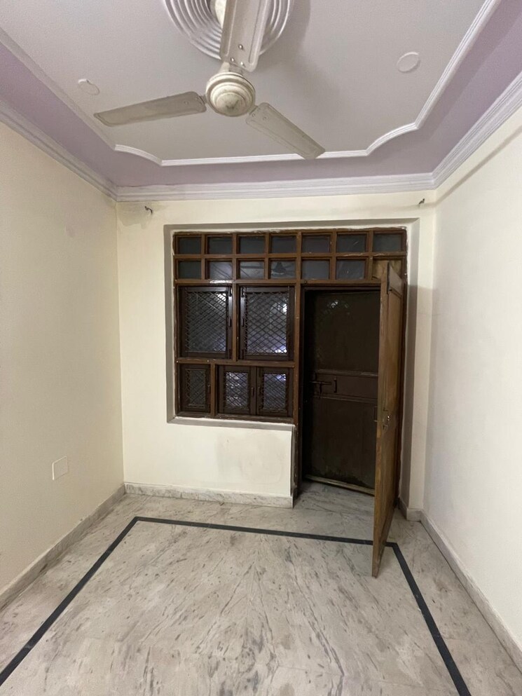 undefined, rohini 2 Bedroom 800 Sq.Ft. Builder Floor In Rohini Delhi 9054294