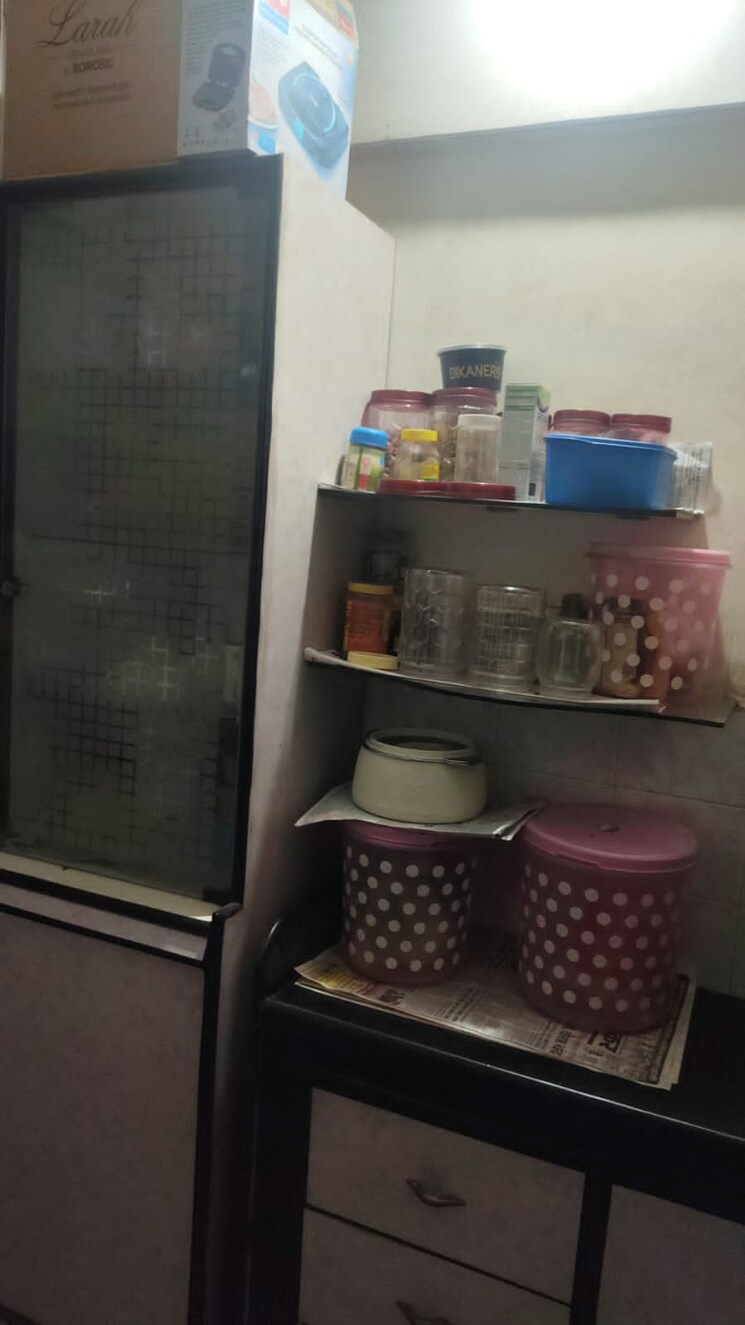 Bathroom, green-acres-apartment 2 Bedroom 750 Sq.Ft. Apartment In Waghbil Thane 9054324